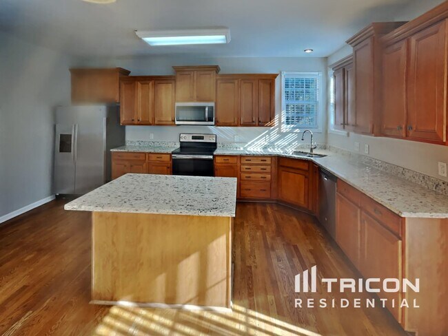 Building Photo - 131 Ruland Cir