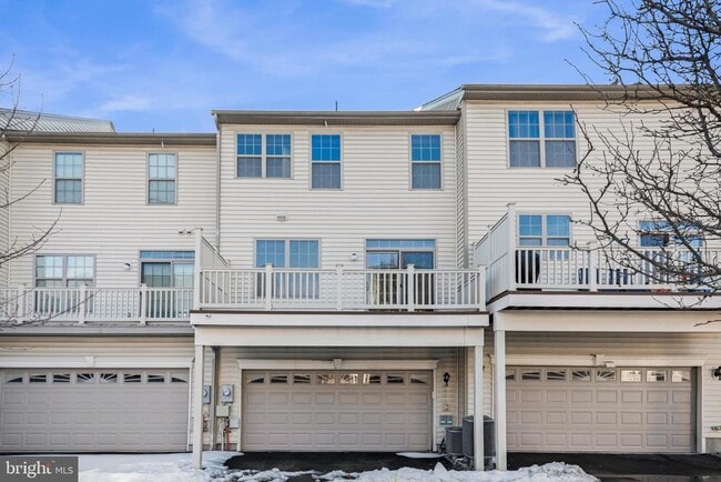 Building Photo - 22550 Cambridgeport Square