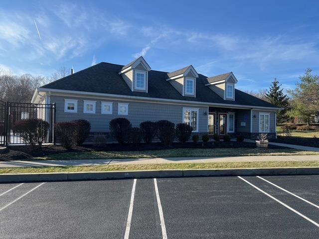 Building Photo - 13 Arden Ct