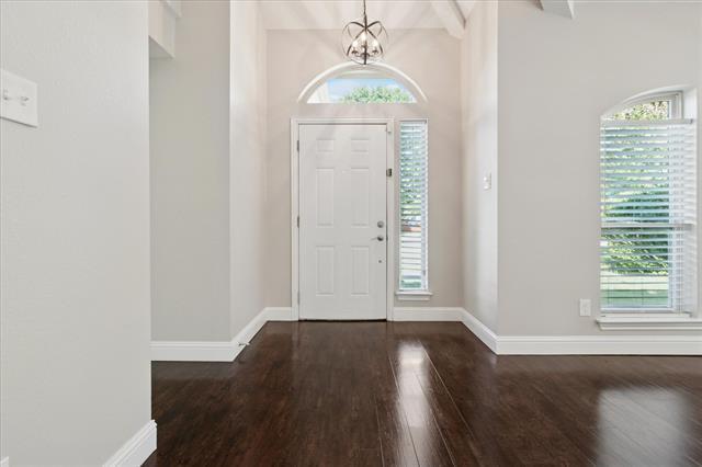 Building Photo - 9921 Carmel Valley Dr
