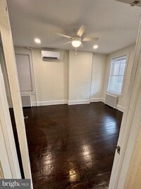 Building Photo - 41 W 5th St