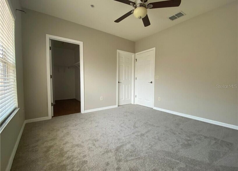 2nd floor master bedroom - 408 Blue Bayou Ln