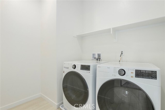 Building Photo - 27273 Debut Pl