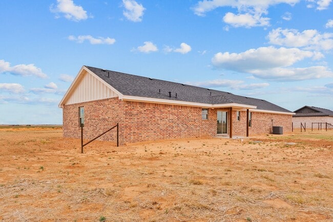 Building Photo - 14804 North County Road 1200