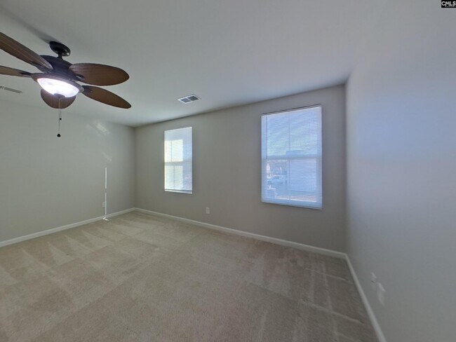 Building Photo - 415 Merus Dr