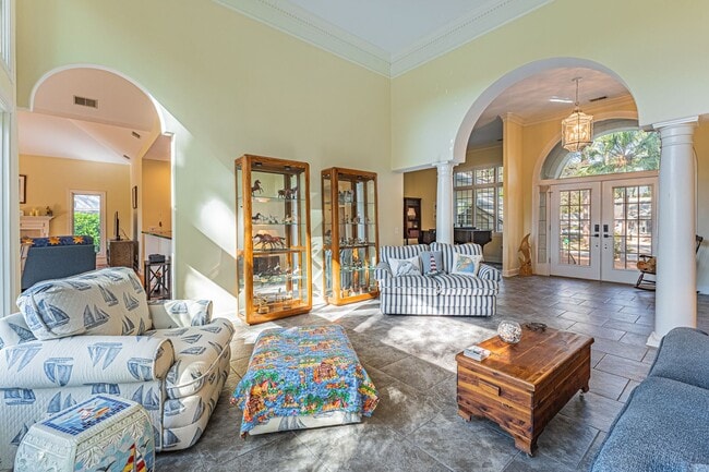 Building Photo - Sea Pines Golf Club Rental