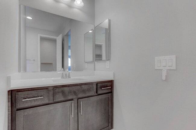 Building Photo - Stylish 3-Bed Home with Loft & EV Charger in Skye Canyon