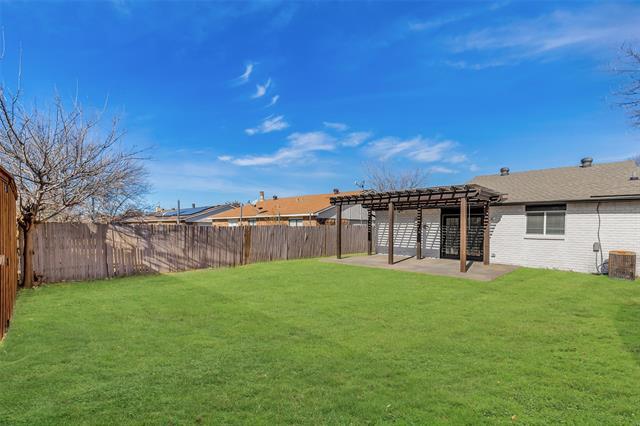 Building Photo - 5648 Perrin St