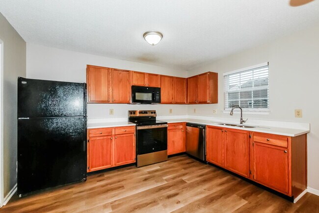 Building Photo - 2308 Harvest Moon Dr