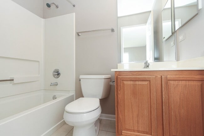 Building Photo - 2465 Frost Dr