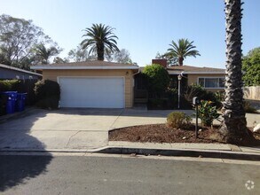 Building Photo - Close to SDSU 4 Bedroom Home!!