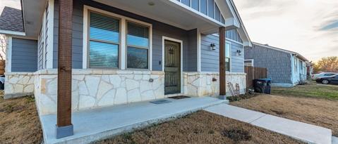 Building Photo - 2560 Thannisch Ave