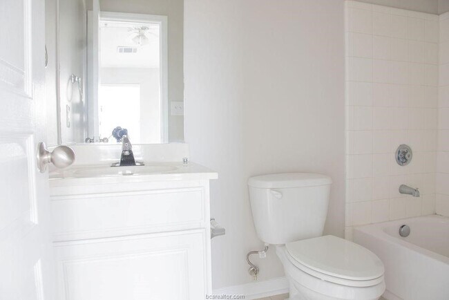 Building Photo - 1725 Harvey Mitchell Pkwy S