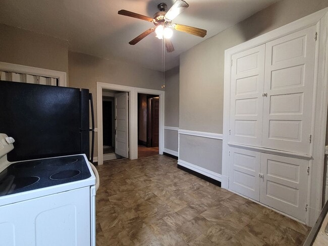 Building Photo - ter1714