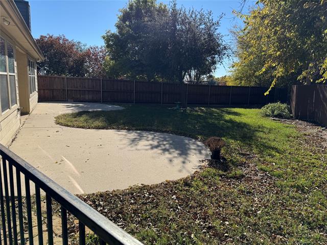 Building Photo - 824 Baltusrol Dr