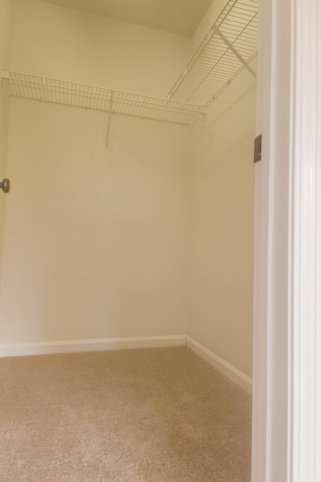 Building Photo - 18414 Victoria Bay Dr