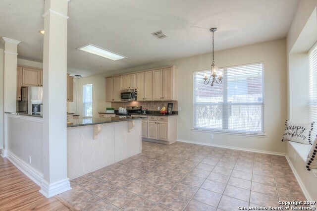 Building Photo - 3913 Arroyo Del Sol