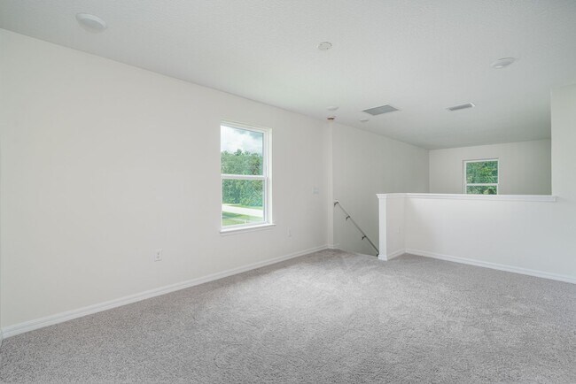 Building Photo - 4/3.5 with a loft in Longwood!