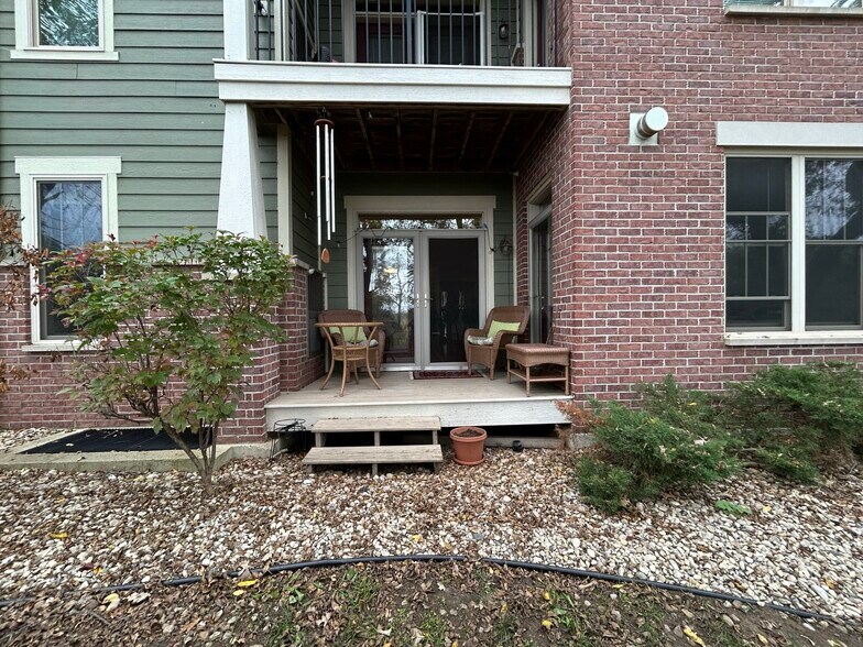 Building Photo - 8253 Mayo Dr
