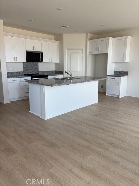 Building Photo - 13608 Flying Cloud Wy