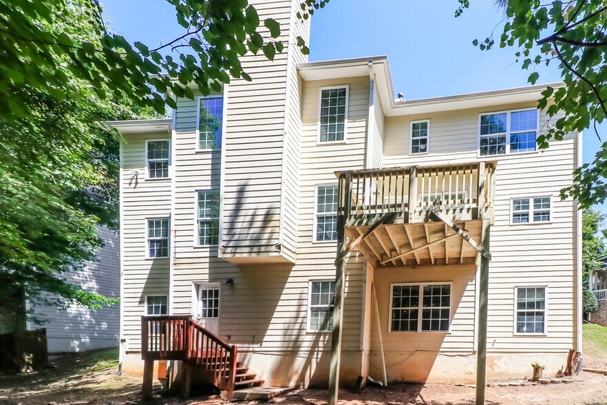 Building Photo - 337 Vinings Vintage Cir SE