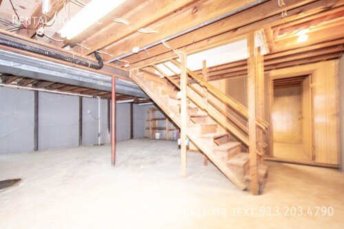 Building Photo - 11602 Monrovia-