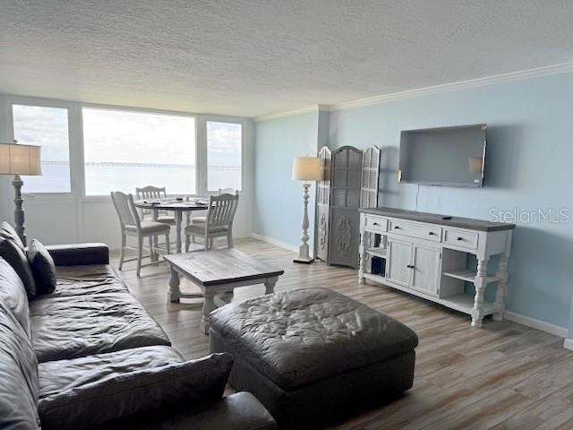 Building Photo - 2617 Cove Cay Dr