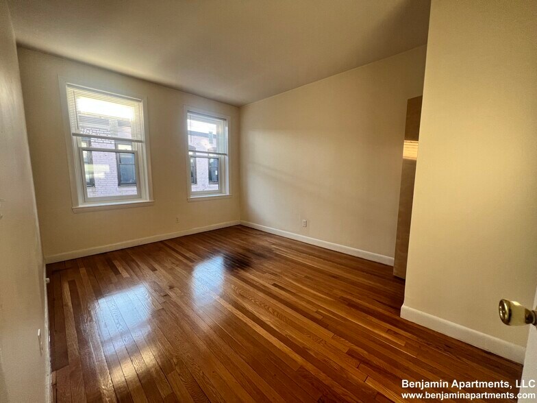 Building Photo - 1111 Commonwealth Ave