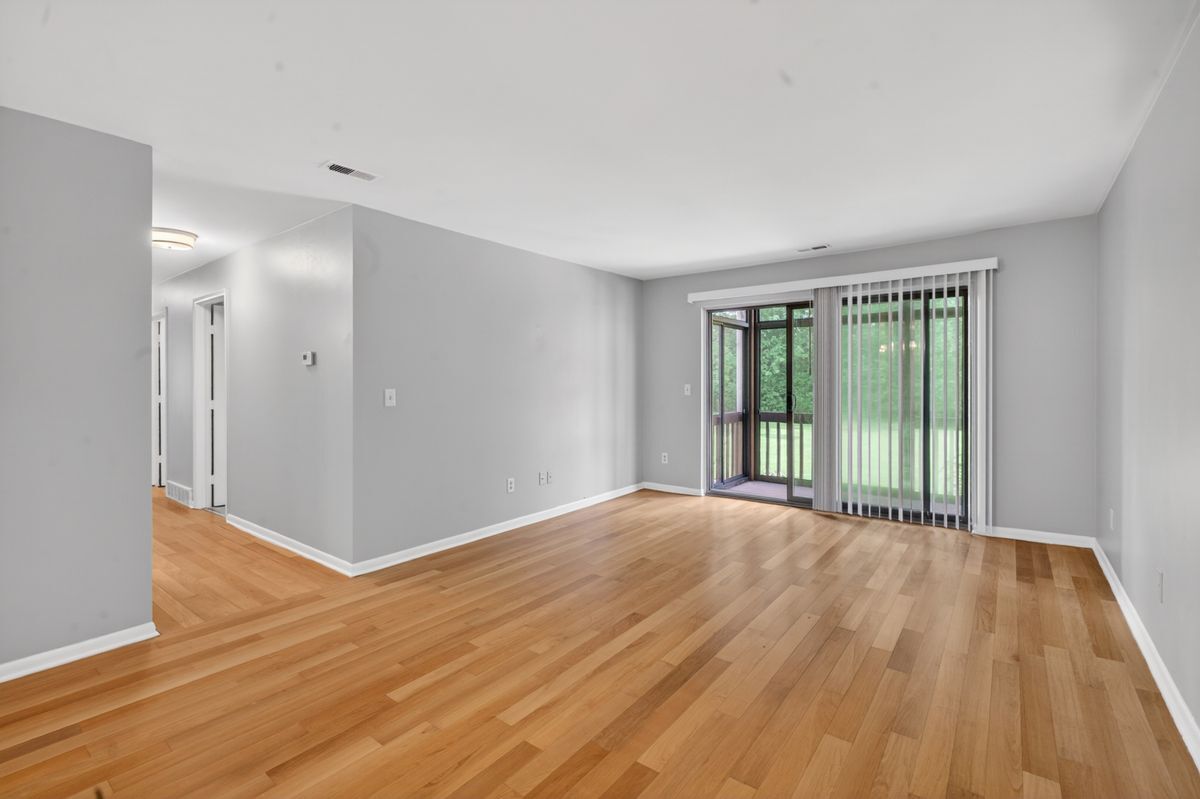 Building Photo - 10228 Nancys Blvd