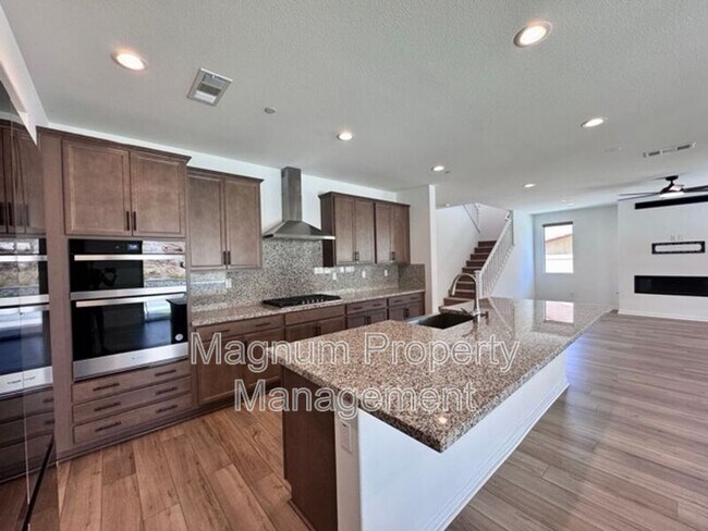 Building Photo - 25181 Desert Sage Dr