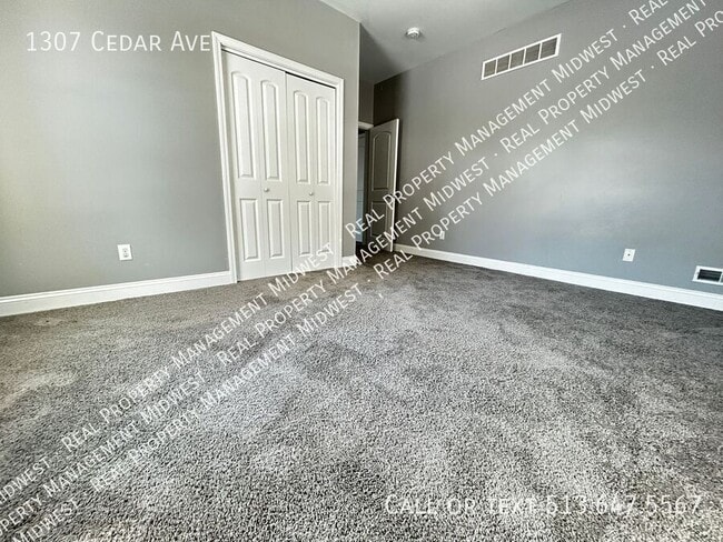 Building Photo - 1307 Cedar Ave