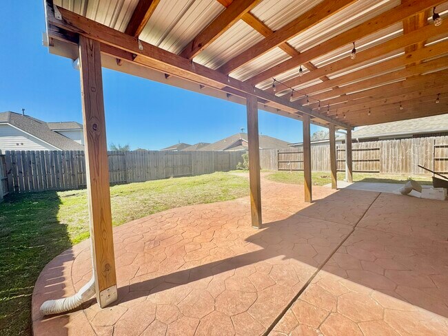 Building Photo - 7110 Favian Ct