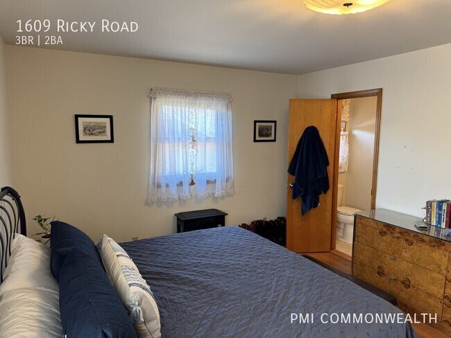 Building Photo - 1609 Ricky Rd