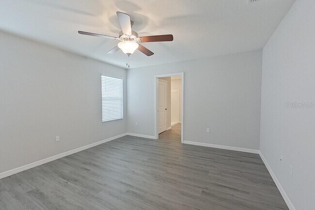 Building Photo - 8614 SW 43rd Ter