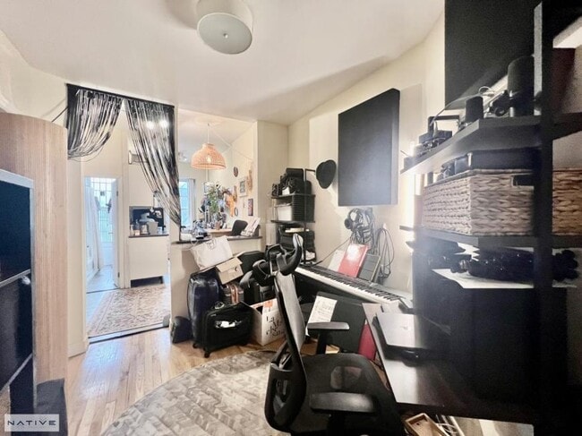 Building Photo - 1 bedroom in BROOKLYN NY 11222