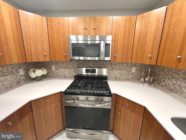 Building Photo - 12020 Taliesin Pl