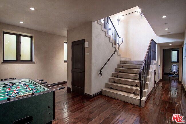 Building Photo - 1221 Minorca Dr