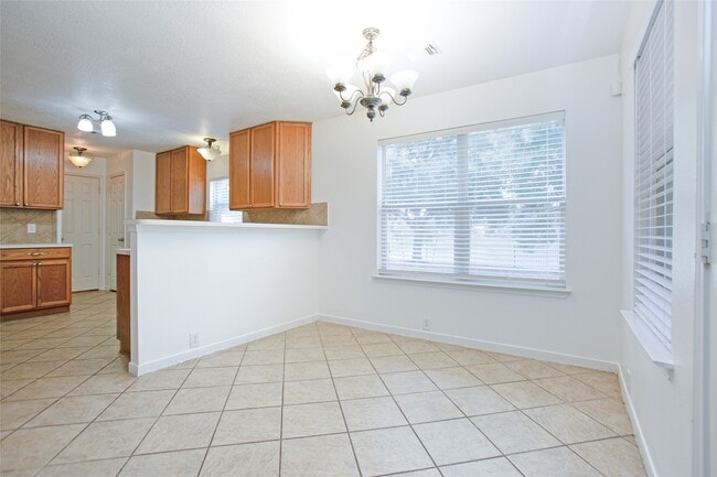 Building Photo - 17627 S Summit Canyon Dr