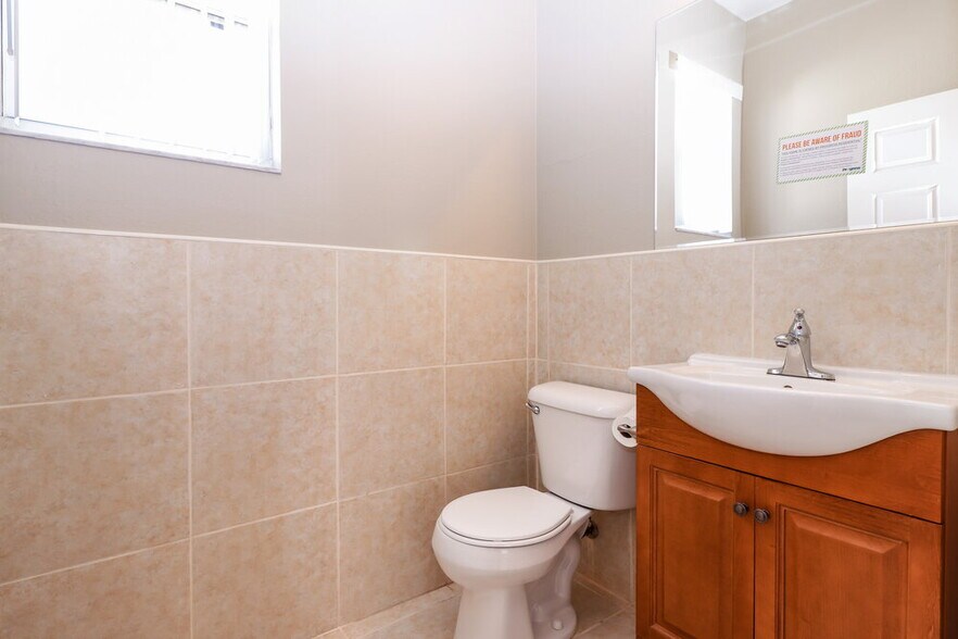 Building Photo - 13503 Copper Belly Ct