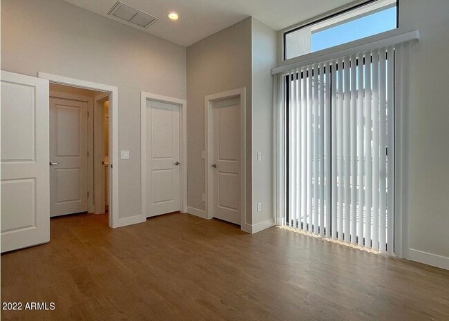 Building Photo - 6060 E Baseline Rd