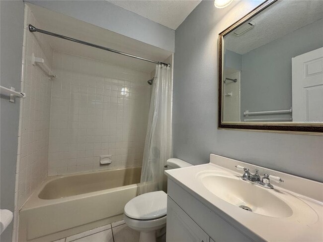 Building Photo - 120 Olive Tree Cir