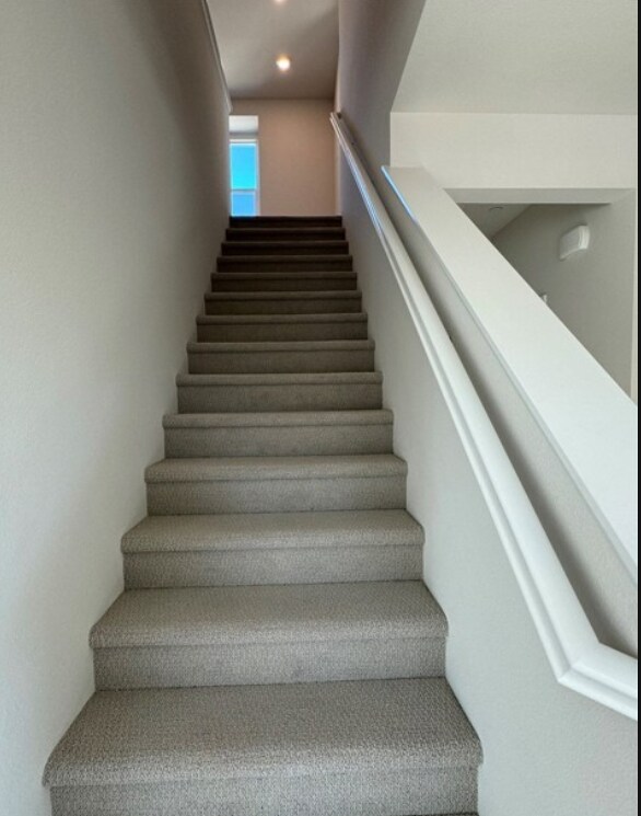 Building Photo - 40430 Melrose Dr