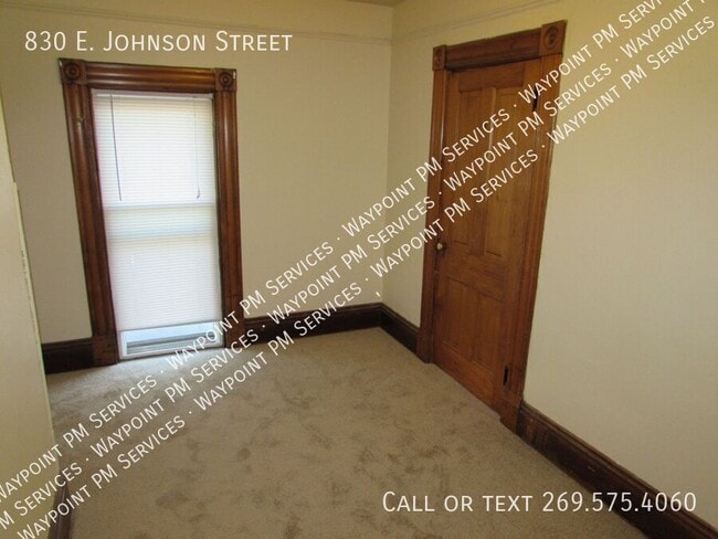 Building Photo - 830 E Johnson St