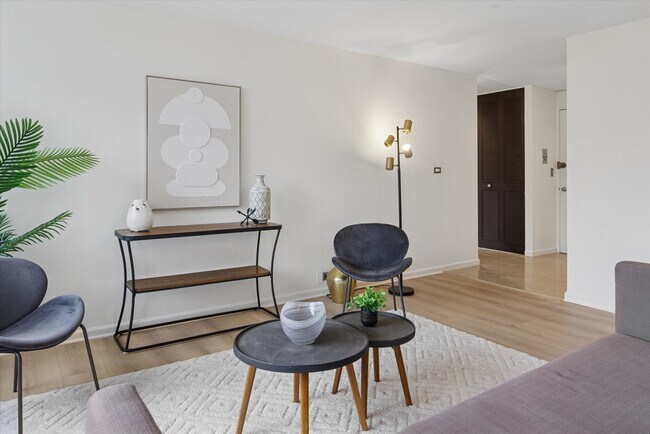 Building Photo - 4250 N Marine Dr