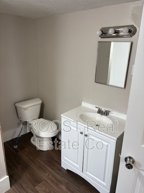 Building Photo - 15 Vernon Ave