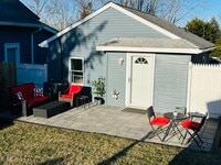 Building Photo - 749 1st St