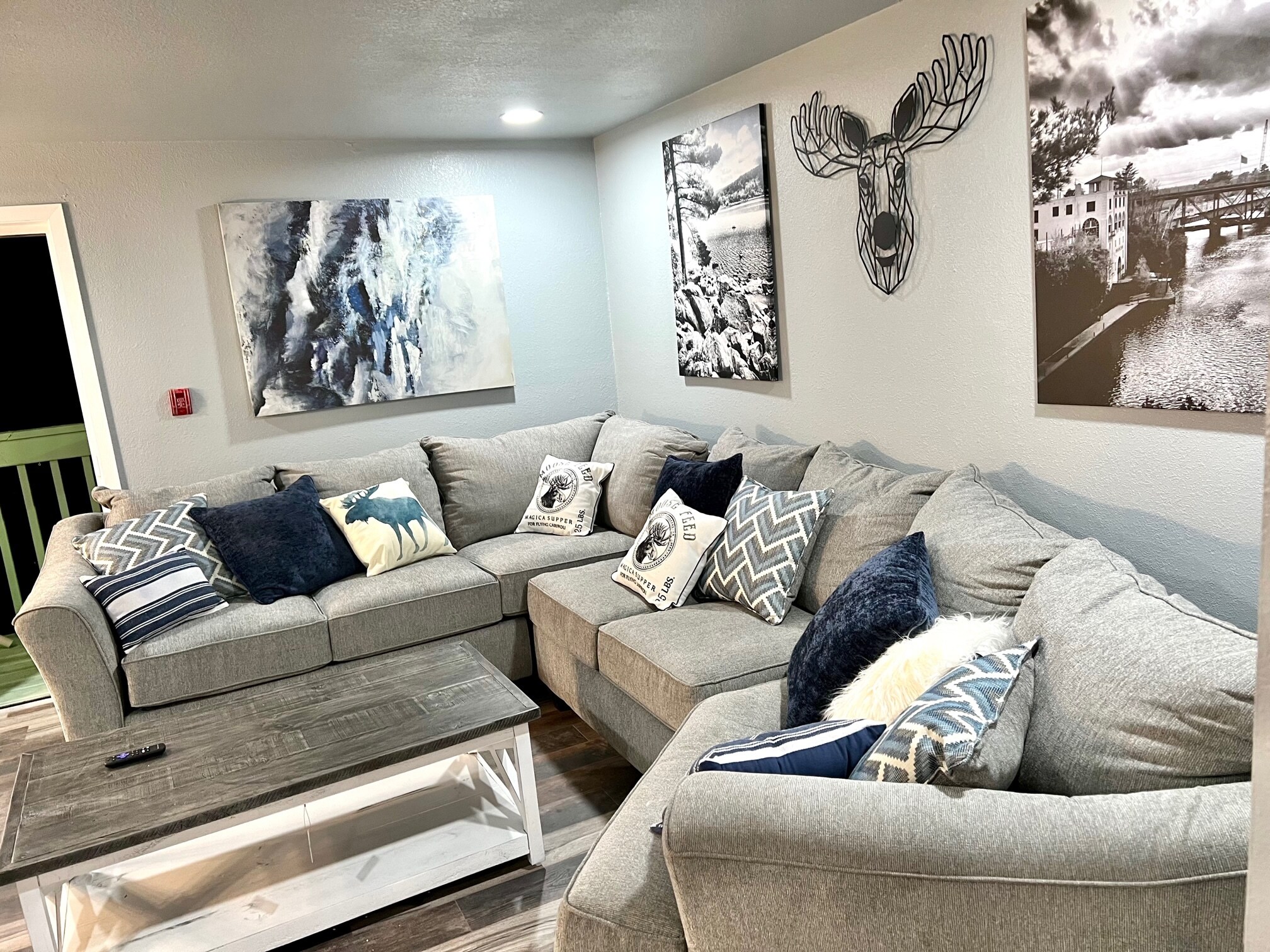 Building Photo - 21 Woodmere Ct