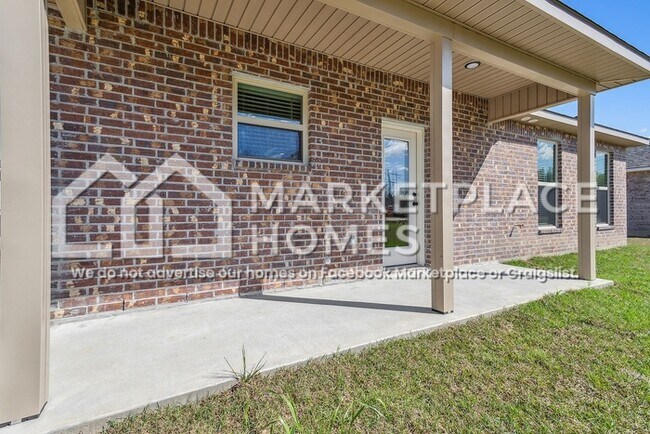 Building Photo - 18725 Robert Snowden Dr