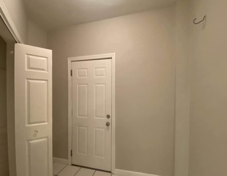 Building Photo - 11 Beacon St