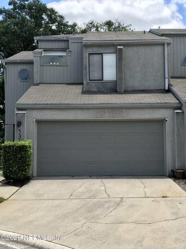 Building Photo - 536 Pelican Key